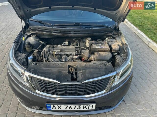 Серый Киа Рио, объемом двигателя 1.4 л и пробегом 107 тыс. км за 9000 $, фото 14 на Automoto.ua