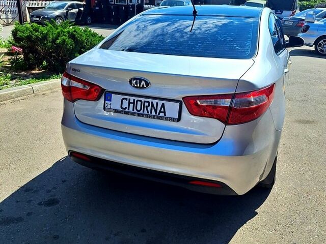 Серый Киа Рио, объемом двигателя 1.6 л и пробегом 157 тыс. км за 8500 $, фото 1 на Automoto.ua
