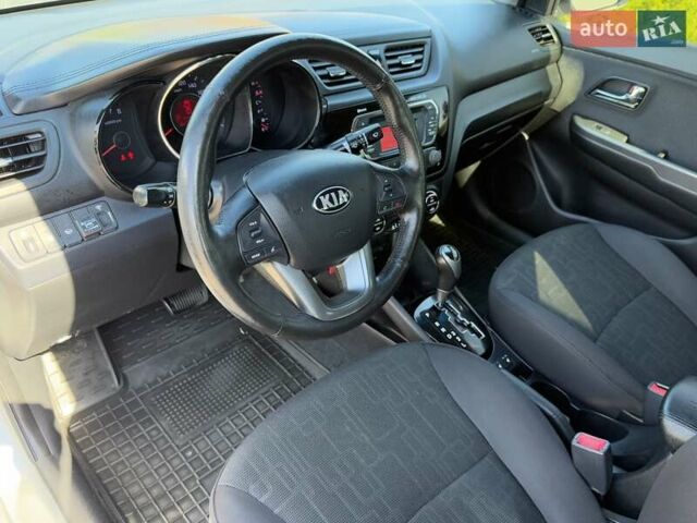 Серый Киа Рио, объемом двигателя 1.59 л и пробегом 131 тыс. км за 8800 $, фото 51 на Automoto.ua