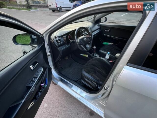 Серый Киа Рио, объемом двигателя 1.6 л и пробегом 292 тыс. км за 6700 $, фото 5 на Automoto.ua