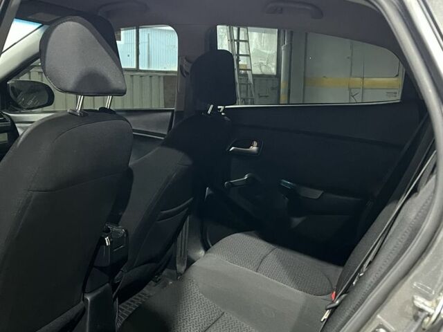 Сірий Кіа Ріо, об'ємом двигуна 1.4 л та пробігом 178 тис. км за 6900 $, фото 6 на Automoto.ua