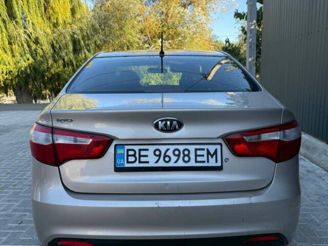 Серый Киа Рио, объемом двигателя 1.4 л и пробегом 223 тыс. км за 7399 $, фото 24 на Automoto.ua