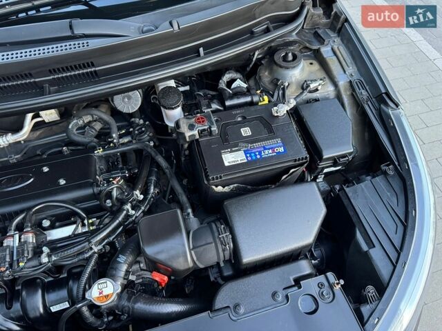 Серый Киа Рио, объемом двигателя 1.4 л и пробегом 87 тыс. км за 8950 $, фото 71 на Automoto.ua