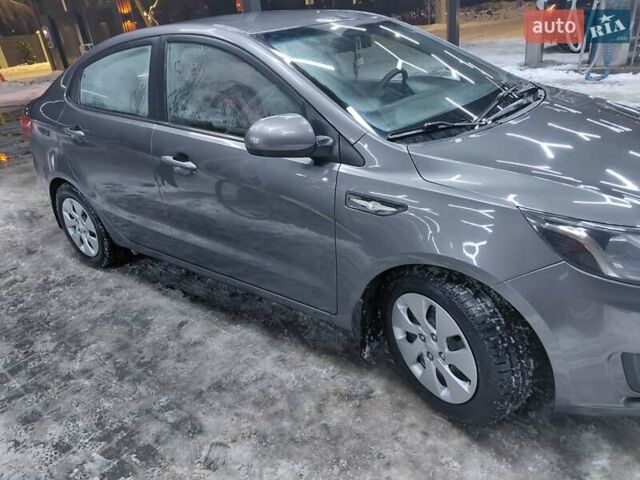 Серый Киа Рио, объемом двигателя 1.4 л и пробегом 170 тыс. км за 7700 $, фото 5 на Automoto.ua