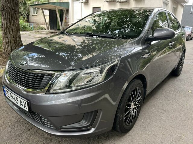 Сірий Кіа Ріо, об'ємом двигуна 1.4 л та пробігом 44 тис. км за 9239 $, фото 1 на Automoto.ua