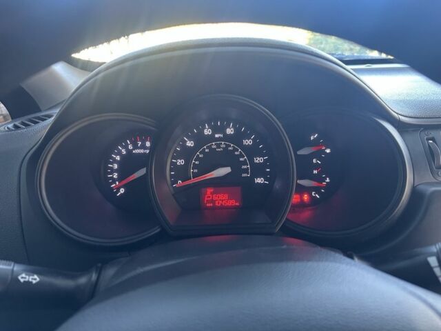 Серый Киа Рио, объемом двигателя 1.6 л и пробегом 168 тыс. км за 7200 $, фото 5 на Automoto.ua