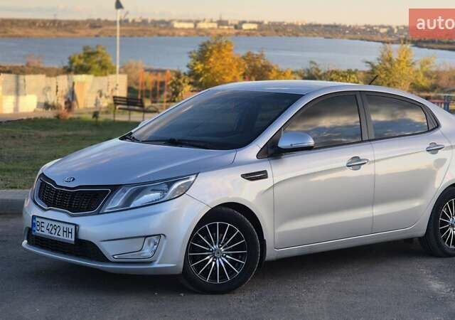 Киа Рио 2013 в Николаеве на Automoto.ua Серый Киа Рио, объемом двигателя 1.6 л и пробегом 177 тыс. км за 8499 $, фото 7 на Automoto.ua