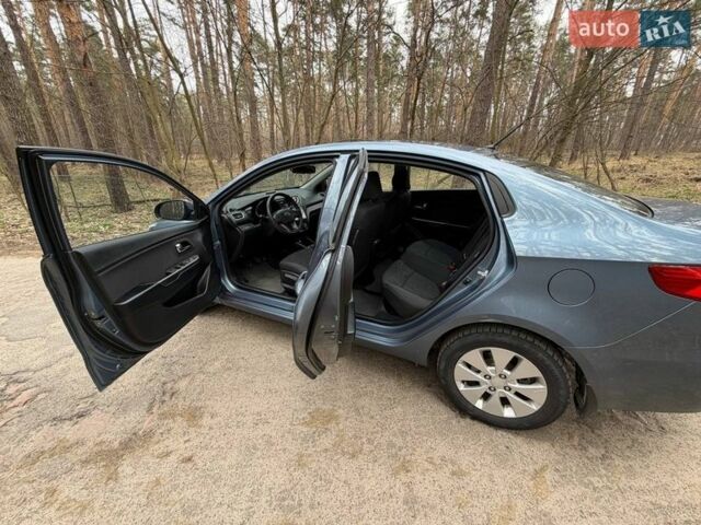 Серый Киа Рио, объемом двигателя 1.59 л и пробегом 110 тыс. км за 8000 $, фото 17 на Automoto.ua
