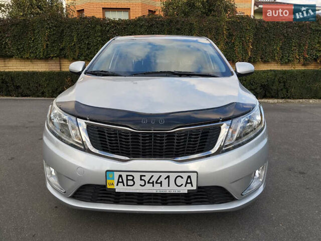 Серый Киа Рио, объемом двигателя 1.4 л и пробегом 90 тыс. км за 9200 $, фото 1 на Automoto.ua