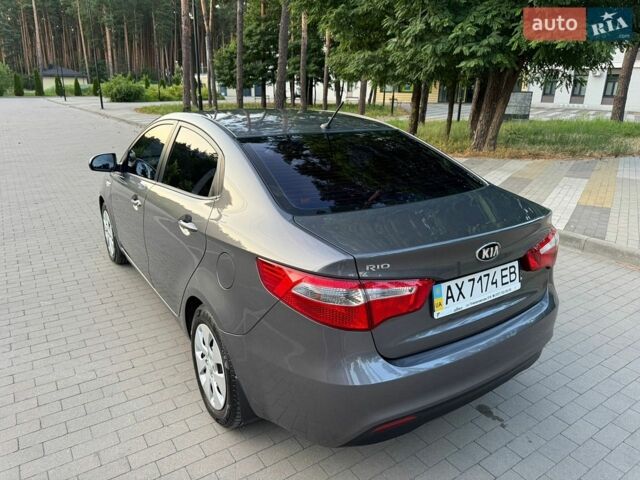 Серый Киа Рио, объемом двигателя 1.4 л и пробегом 87 тыс. км за 8950 $, фото 9 на Automoto.ua