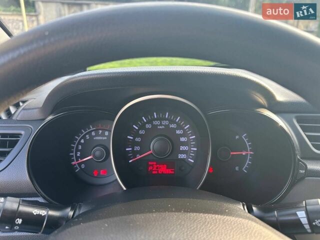 Серый Киа Рио, объемом двигателя 1.4 л и пробегом 107 тыс. км за 9000 $, фото 10 на Automoto.ua