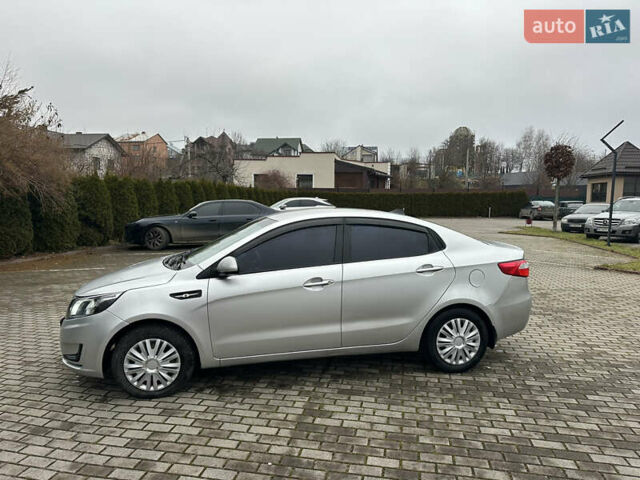 Серый Киа Рио, объемом двигателя 1.4 л и пробегом 191 тыс. км за 6400 $, фото 24 на Automoto.ua