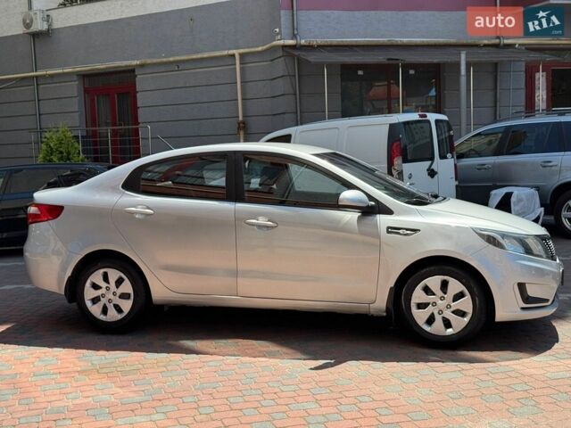 Сірий Кіа Ріо, об'ємом двигуна 1.4 л та пробігом 113 тис. км за 8350 $, фото 7 на Automoto.ua