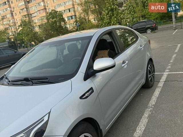 Серый Киа Рио, объемом двигателя 1.4 л и пробегом 100 тыс. км за 7500 $, фото 7 на Automoto.ua