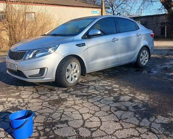 Серый Киа Рио, объемом двигателя 1.4 л и пробегом 88 тыс. км за 8900 $, фото 2 на Automoto.ua