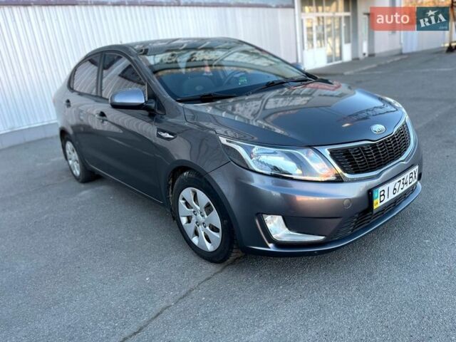 Серый Киа Рио, объемом двигателя 1.4 л и пробегом 168 тыс. км за 7500 $, фото 2 на Automoto.ua
