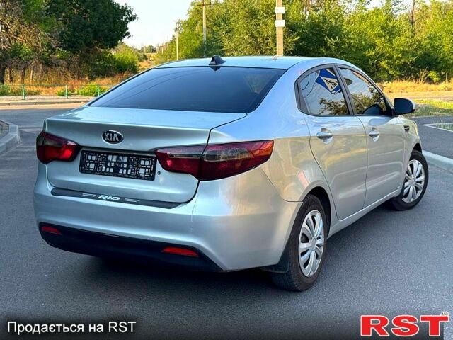 Сірий Кіа Ріо, об'ємом двигуна 1.4 л та пробігом 230 тис. км за 5799 $, фото 6 на Automoto.ua