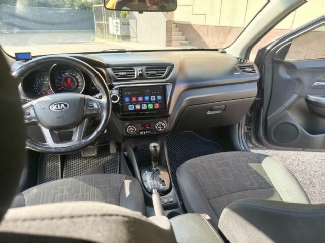 Серый Киа Рио, объемом двигателя 1.6 л и пробегом 177 тыс. км за 6904 $, фото 14 на Automoto.ua
