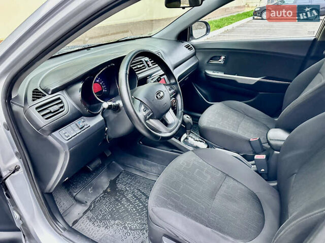 Серый Киа Рио, объемом двигателя 1.6 л и пробегом 168 тыс. км за 7800 $, фото 15 на Automoto.ua