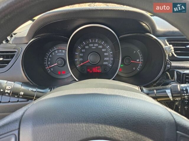 Серый Киа Рио, объемом двигателя 1.4 л и пробегом 97 тыс. км за 8700 $, фото 9 на Automoto.ua