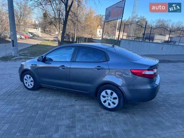Серый Киа Рио, объемом двигателя 1.4 л и пробегом 160 тыс. км за 6700 $, фото 6 на Automoto.ua