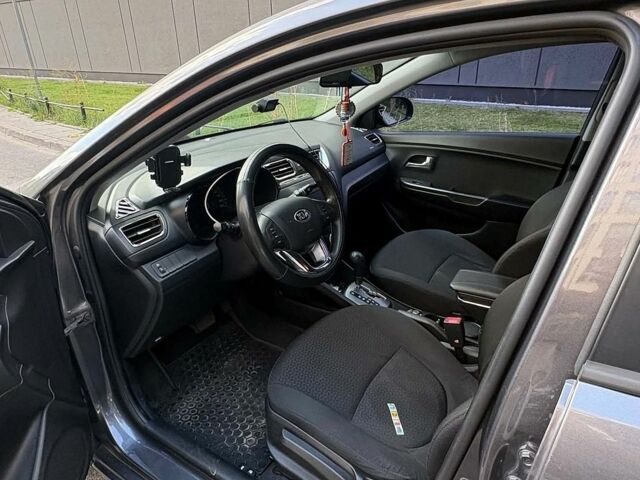 Серый Киа Рио, объемом двигателя 1.4 л и пробегом 125 тыс. км за 6500 $, фото 6 на Automoto.ua
