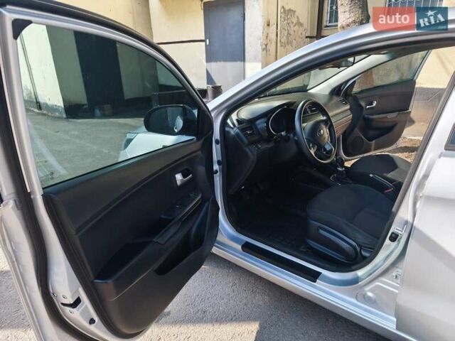 Серый Киа Рио, объемом двигателя 1.4 л и пробегом 172 тыс. км за 9200 $, фото 10 на Automoto.ua