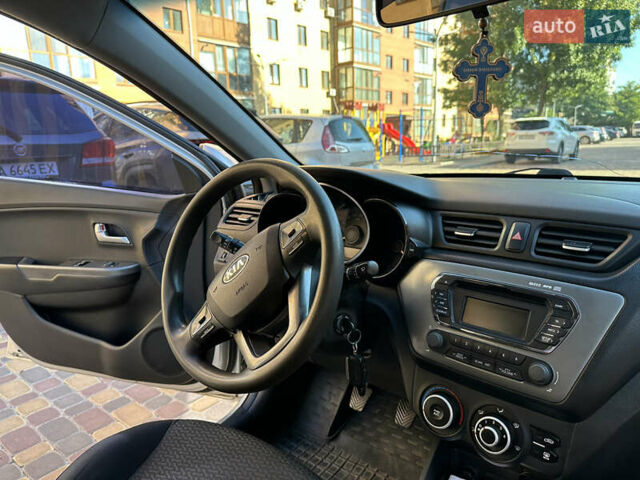 Сірий Кіа Ріо, об'ємом двигуна 1.4 л та пробігом 154 тис. км за 6900 $, фото 7 на Automoto.ua