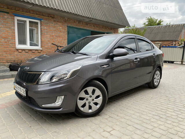 Серый Киа Рио, объемом двигателя 1.6 л и пробегом 72 тыс. км за 9650 $, фото 44 на Automoto.ua