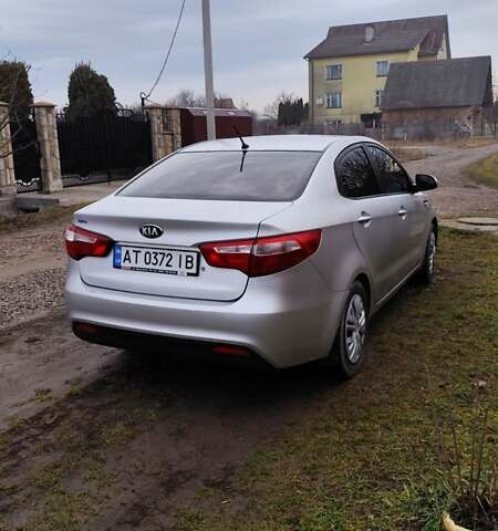 Серый Киа Рио, объемом двигателя 1.4 л и пробегом 240 тыс. км за 7250 $, фото 1 на Automoto.ua