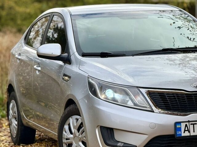 Серый Киа Рио, объемом двигателя 1.4 л и пробегом 262 тыс. км за 5650 $, фото 3 на Automoto.ua