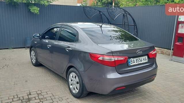 Серый Киа Рио, объемом двигателя 1.4 л и пробегом 150 тыс. км за 8600 $, фото 2 на Automoto.ua