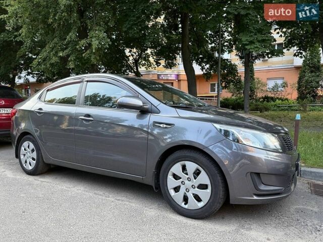 Сірий Кіа Ріо, об'ємом двигуна 1.4 л та пробігом 131 тис. км за 7400 $, фото 17 на Automoto.ua