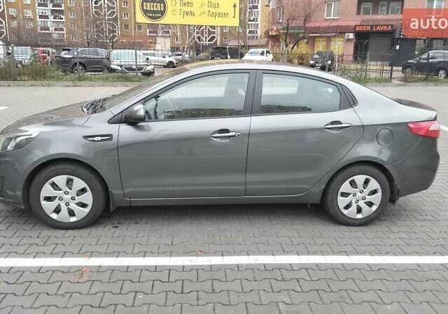 Серый Киа Рио, объемом двигателя 1.4 л и пробегом 131 тыс. км за 7100 $, фото 4 на Automoto.ua