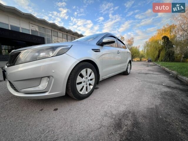 Серый Киа Рио, объемом двигателя 1.6 л и пробегом 292 тыс. км за 6700 $, фото 6 на Automoto.ua
