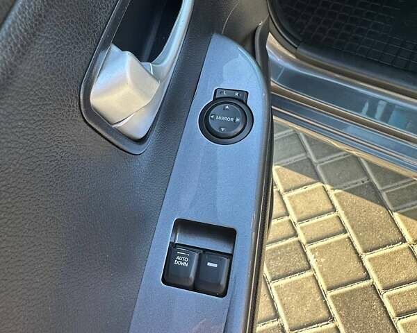 Серый Киа Рио, объемом двигателя 1.4 л и пробегом 132 тыс. км за 8300 $, фото 3 на Automoto.ua
