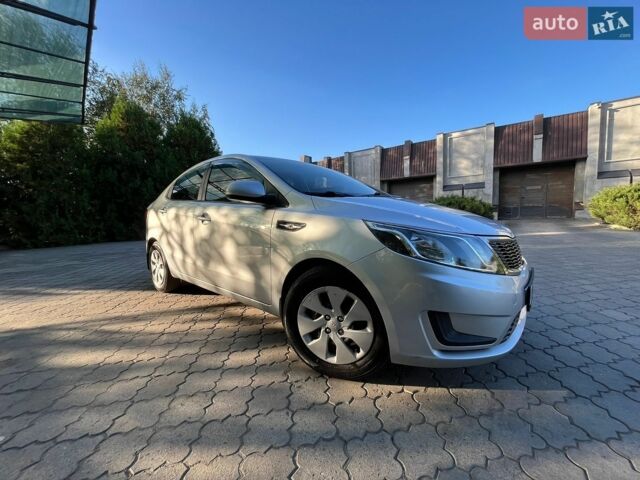 Сірий Кіа Ріо, об'ємом двигуна 1.4 л та пробігом 186 тис. км за 6999 $, фото 13 на Automoto.ua