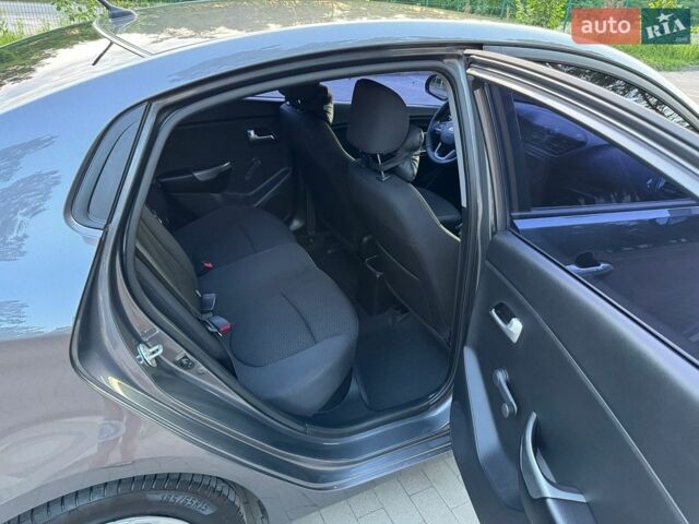 Сірий Кіа Ріо, об'ємом двигуна 1.4 л та пробігом 87 тис. км за 8950 $, фото 58 на Automoto.ua
