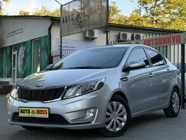 Серый Киа Рио, объемом двигателя 1.6 л и пробегом 254 тыс. км за 8499 $, фото 1 на Automoto.ua