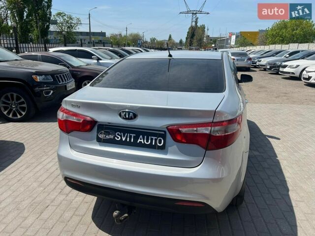 Сірий Кіа Ріо, об'ємом двигуна 1.6 л та пробігом 232 тис. км за 7699 $, фото 7 на Automoto.ua