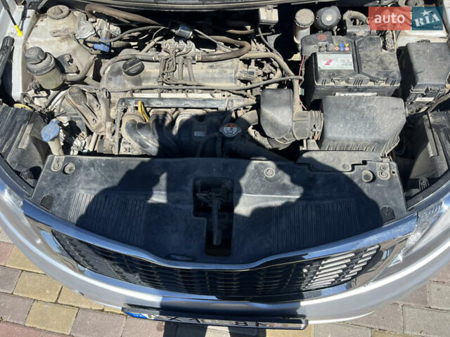 Серый Киа Рио, объемом двигателя 1.4 л и пробегом 203 тыс. км за 6500 $, фото 12 на Automoto.ua