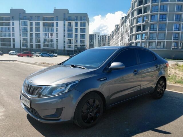 Серый Киа Рио, объемом двигателя 1.4 л и пробегом 98 тыс. км за 8564 $, фото 2 на Automoto.ua