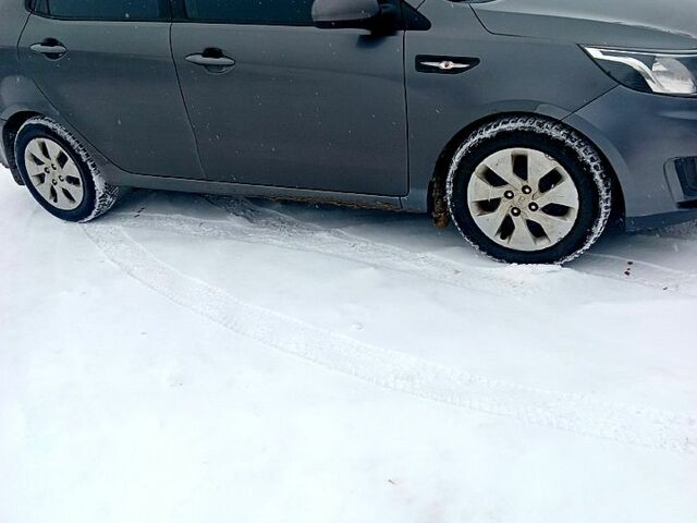 Сірий Кіа Ріо, об'ємом двигуна 1.4 л та пробігом 30000 тис. км за 5850 $, фото 5 на Automoto.ua