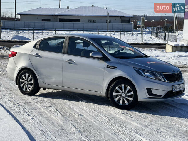 Сірий Кіа Ріо, об'ємом двигуна 1.4 л та пробігом 108 тис. км за 6850 $, фото 3 на Automoto.ua