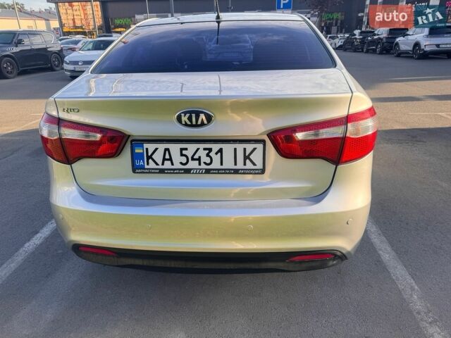 Сірий Кіа Ріо, об'ємом двигуна 1.59 л та пробігом 187 тис. км за 7000 $, фото 2 на Automoto.ua