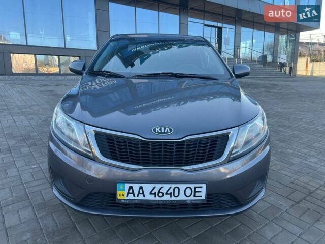 Серый Киа Рио, объемом двигателя 1.4 л и пробегом 160 тыс. км за 6700 $, фото 2 на Automoto.ua