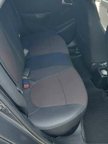 Серый Киа Рио, объемом двигателя 1.4 л и пробегом 150 тыс. км за 8600 $, фото 13 на Automoto.ua