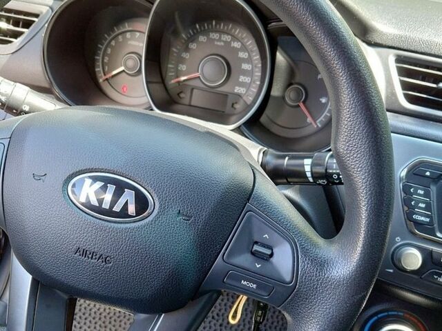 Серый Киа Рио, объемом двигателя 1.4 л и пробегом 98 тыс. км за 8500 $, фото 23 на Automoto.ua