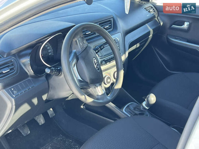Сірий Кіа Ріо, об'ємом двигуна 1.4 л та пробігом 108 тис. км за 6850 $, фото 11 на Automoto.ua