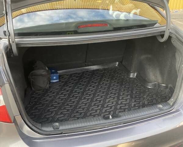 Серый Киа Рио, объемом двигателя 1.4 л и пробегом 181 тыс. км за 7000 $, фото 10 на Automoto.ua